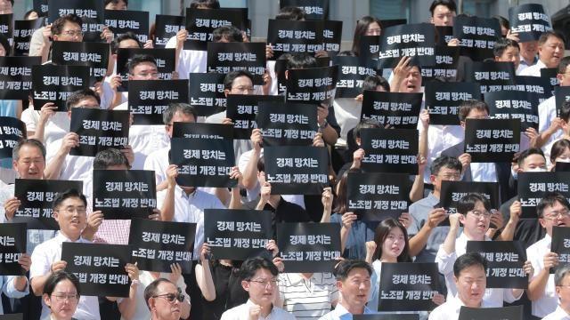[밀마루 전망대] 노란봉투법 안착 가능할까…세부지침 마련도 지지부진