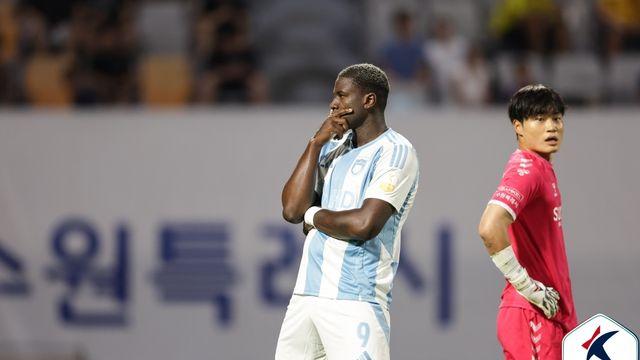 '물러설 곳 없다' 울산, 루빅손-말컹-에릭 선발…'무패 마감' 전북은 송민규-티아고-전진우 출격 [K리그1 라인업]