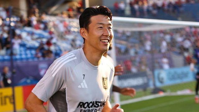 홈 데뷔 앞둔 손흥민 
