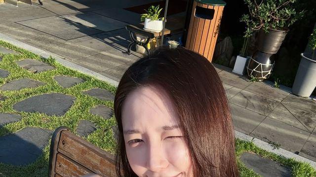 성해은, ‘결별설’ 속 핑크 튜브톱 비치룩… “붙잡아볼까요”