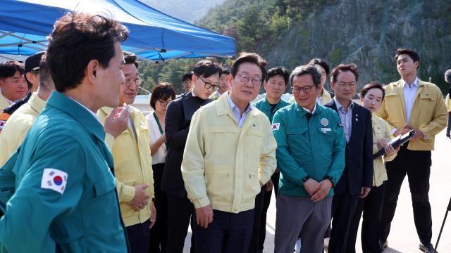 李대통령, 극심한 가뭄 '강릉' 현장점검…재난사태 선포 지시