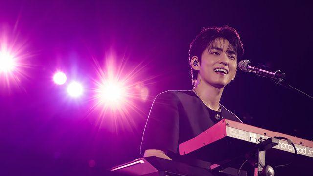 데이식스 원필 “10주년, 끝이 아닌 시작…많이 사랑해달라”