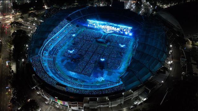 데이식스 원필 “10주년에 야외콘 꿈 이뤄, 믿어지지 않아”