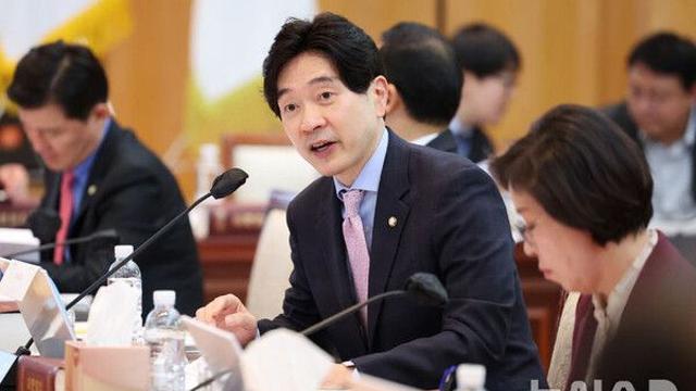 국힘 
