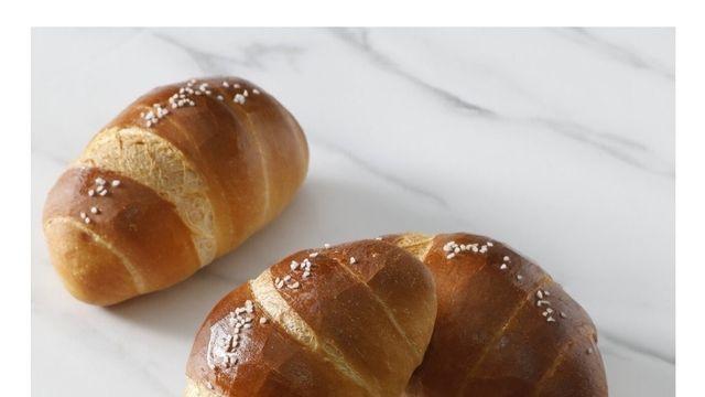 의외로 사람들이 잘 모르는 소금빵 구멍