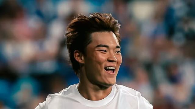 오현규, 벨기에 매체서 슈투트가르트행 가능성 제기…“쥘터 바레험전 결장 후 이적료 456억 원에 이적할 것으로 보인다”
