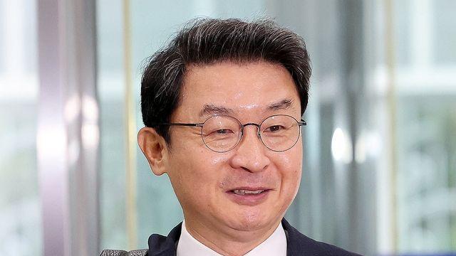 이억원, 삼성생명 회계처리 논란에 