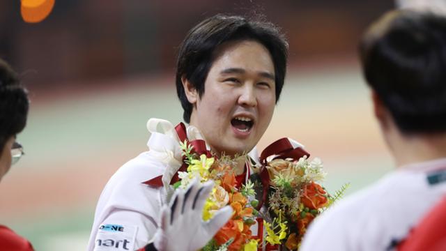 이제부터 최정이 가는 길이 KBO 역사… 최초 10시즌 연속 20홈런 직전