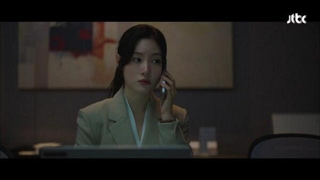 정채연, 학폭 방관자에서 진정한 변호인으로('에스콰이어')