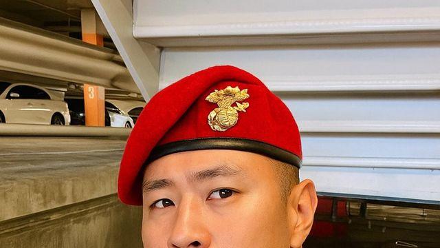 유승준 군복 겁나 잘어울리긴 하네 ㅋㅋㅋ