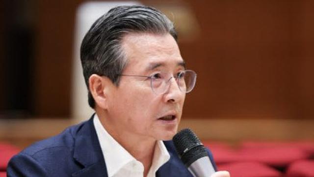 김용범 