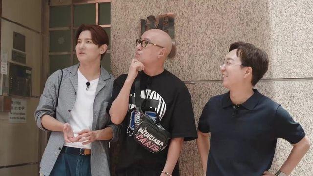 전현무, 홍콩마저 흔들었다? 풍수지리 건축에 '푹'