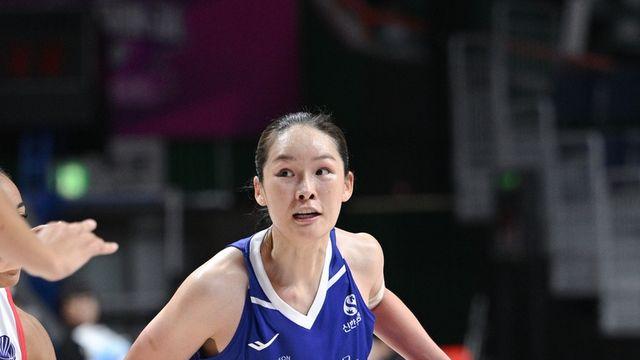 최윤아호 신한은행 박신자컵 첫승…우리은행은 24점 차 패배(종합)