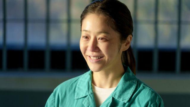男 5명 죽인 연쇄살인마, 분위기 남달라 ‘우아+섬찟’…고현정 인생캐 추가 (사마귀)
