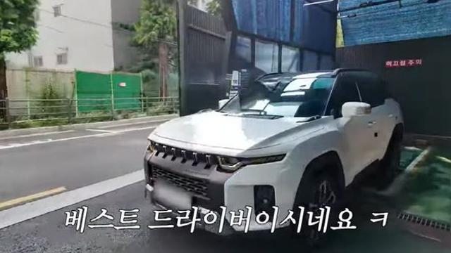 '月수입 1억' 쯔양, 차 최초 공개…포르쉐·롤스로이스 아닌 '토레스'