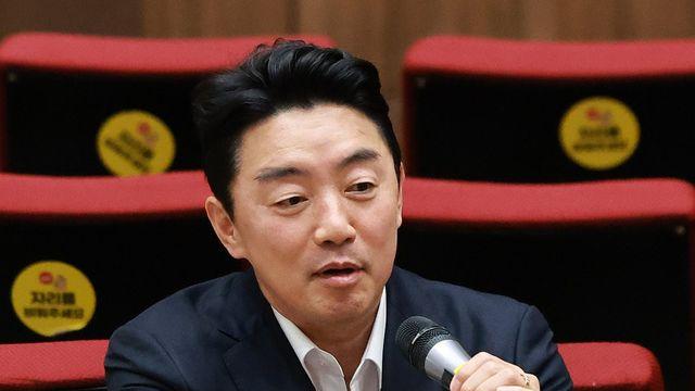 강훈식 