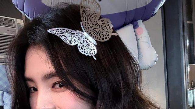 ‘얼빡샷’도 무섭지 않다…한소희, 인형 비주얼에 감탄 [AI포토컷]
