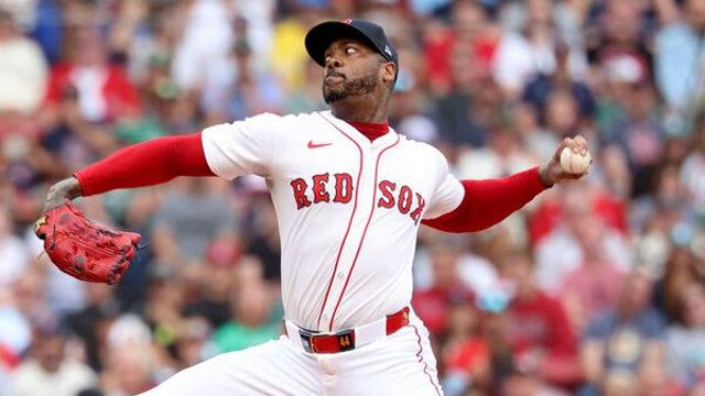 MLB 강속구 투수 채프먼, 보스턴과 1년 185억원 연장 계약