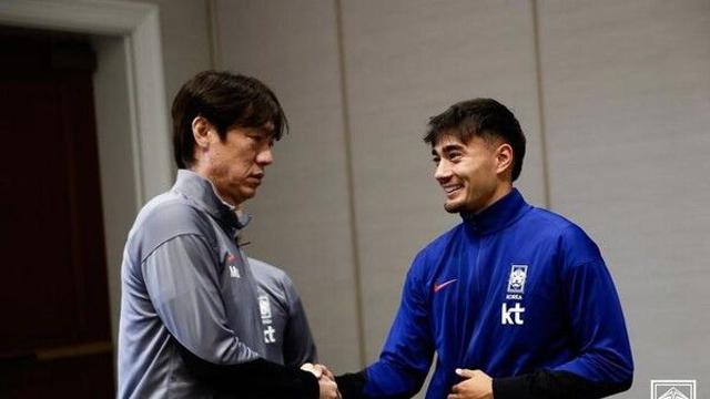 홍명보호 미국 입성…'첫 발탁' 카스트로프 웃으며 합류