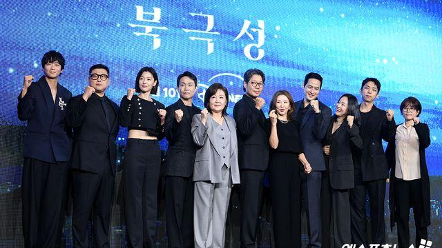 강동원=20년만 드라마, 전지현과 투샷 본다 