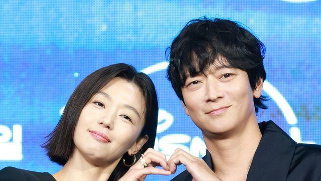 ‘북극성’ 전지현 “강동원과 더 늦기 전에…그래서 선택”