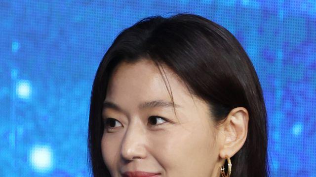 ‘북극성’ 전지현 “강동원과 어른 멜로, ‘느좋’이다”