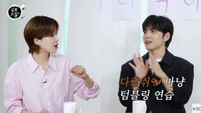 데이식스 원필 “연습생때 아크로바틱 연습…2PM 같은 그룹으로 데뷔할 줄”(‘살롱드립2’)