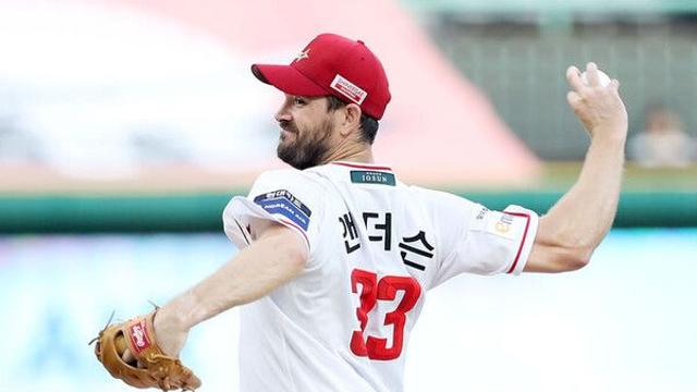 SSG, 6-1로 키움 꺾고 3위 수성…'에이스' 앤더슨, 시즌 10승