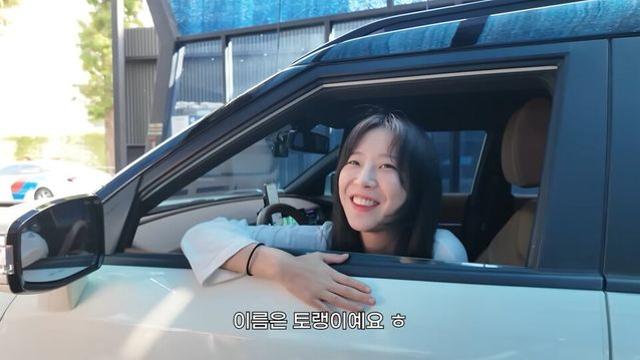먹방 여왕 쯔양과 예능 대세 전현무가 선택한 KGM '토레스', 어떤 매력 있길래?