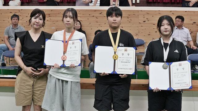 제주사격 기대주 김지성·양서윤 공기권총 개인전 1위