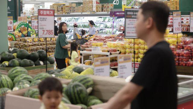 ‘먹거리도 가성비’…불황 먹고 자라는 PB상품