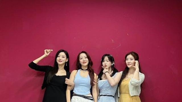 고우리, 해체 후에도 끈끈하네... 
