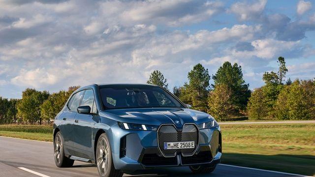 BMW 그룹 '전동화 전환' 성공적, 누적판매 300만대 돌파