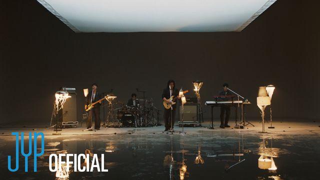 데이식스, 10주년 메들리 라이브로 돌아보는 2015→2025