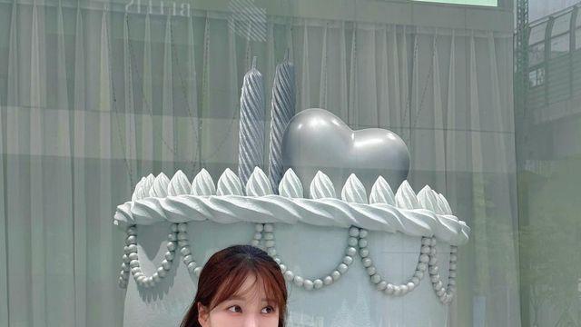 김윤희, 청순+모던 오피스룩의 정석