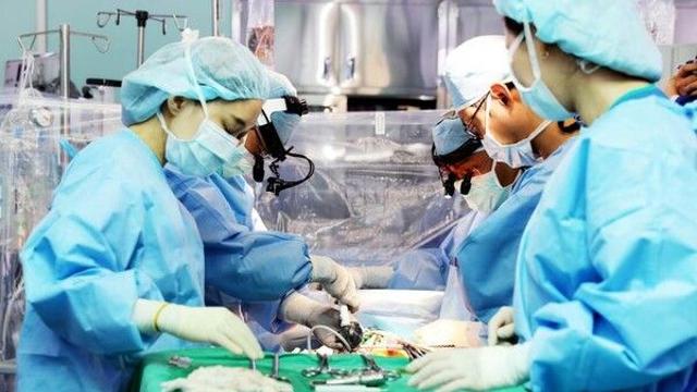 배에서 일하던 중 심근경색…핫라인으로 48분만에 수술