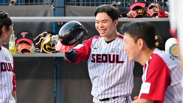 '1위 LG' 상승세 주역 문성주, 데뷔 첫 3할 보인다…