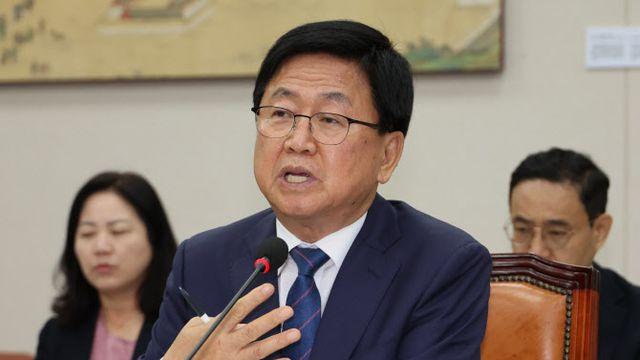 최교진 “천안함 음모론 동의 안 해…북한군은 주적”
