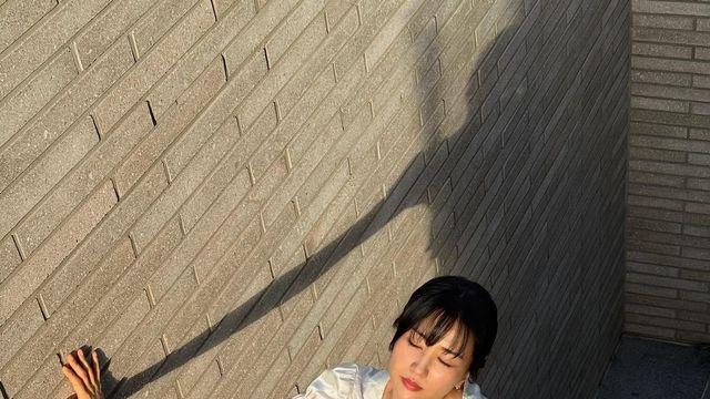 박하선, 계단 위 은빛 여신 모먼트