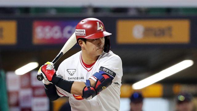 프로야구 SSG, 3연승 거두고 3위 수성…KIA는 4연패 수렁