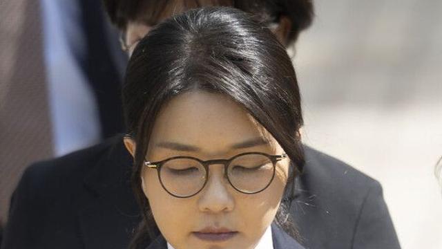 '건강 악화'라던 김건희, 하루 평균 3회 '변호인 접견'