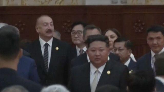 우원식 의장, 김정은 국무위원장과 짧은 대화 나눠