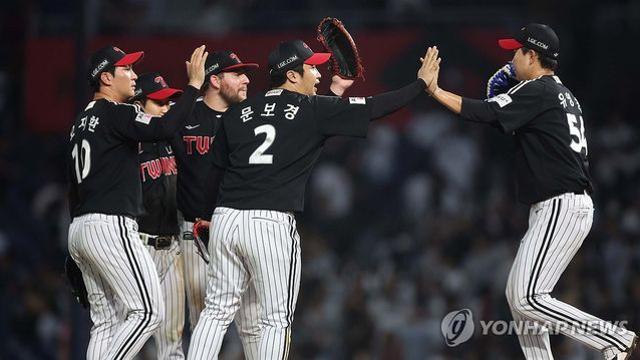 LG 트윈스, 우승 매직넘버 14…남은 경기 반타작만 해도 KS 유력
