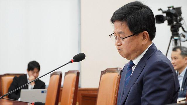 청문회 내내 사과만 한 최교진… 현장 전문가 VS 친북 좌파 공방
