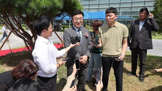 표류하는 전주·완주 통합…찬반 극렬 대치로 '주민투표' 불투명