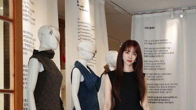 윤은혜, 블랙 드레스 자태…세월 잊은 여신 강림