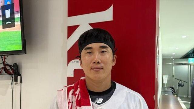 '5안타' KT 허경민, 8시즌 연속 100안타 달성…