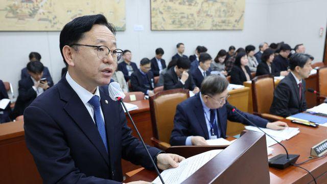 '공선법 위반' 벌금 90만원…민주당 김문수, 오늘 대법 결론