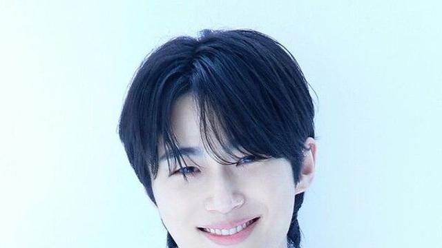 변우석, '유재석 캠프' 직원 됐다