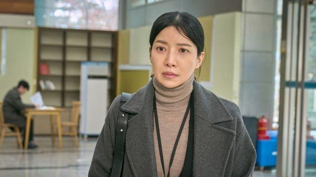 “카메라에 험한 것이 찍혀”…믿었던 공간이 우리를 배신할 때의 공포 (‘홈캠’)
